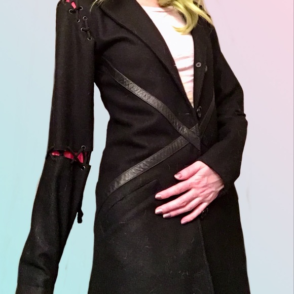 HEAVY RED “Stitched” Duster Button-up Coat Sz Sm - Picture 3 of 7